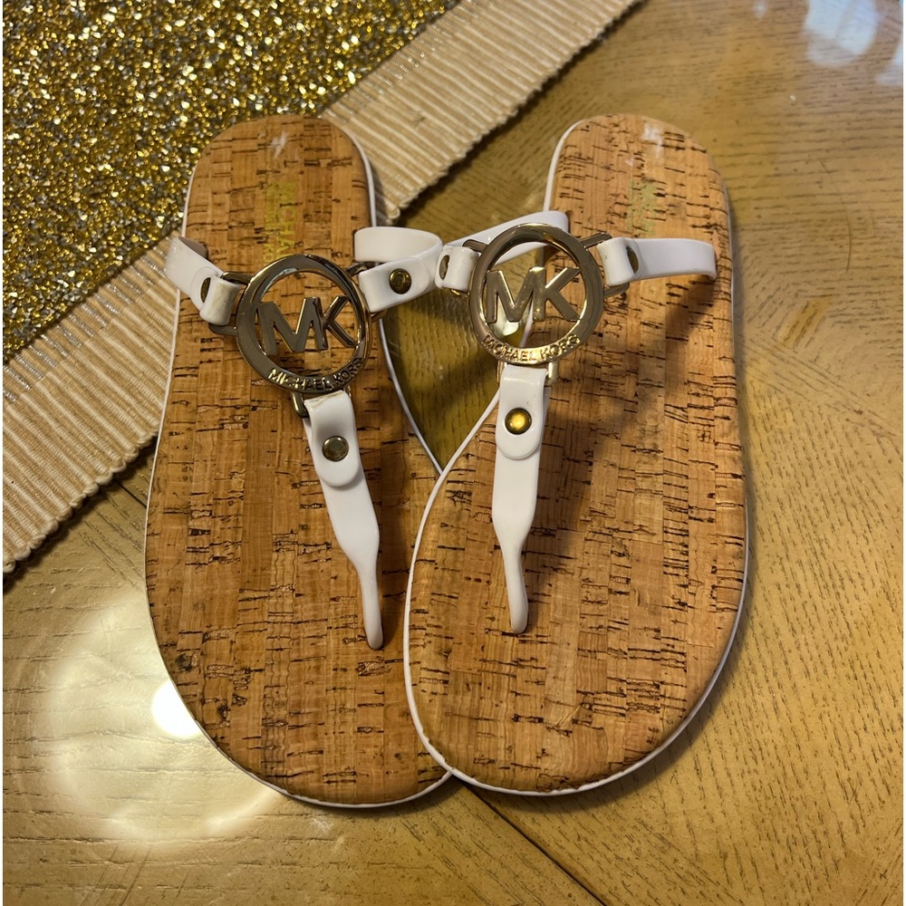 -MK Sandals✨ NWOT
